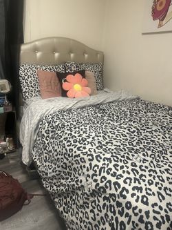 Complete Bed Set