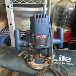 Ryobi Router