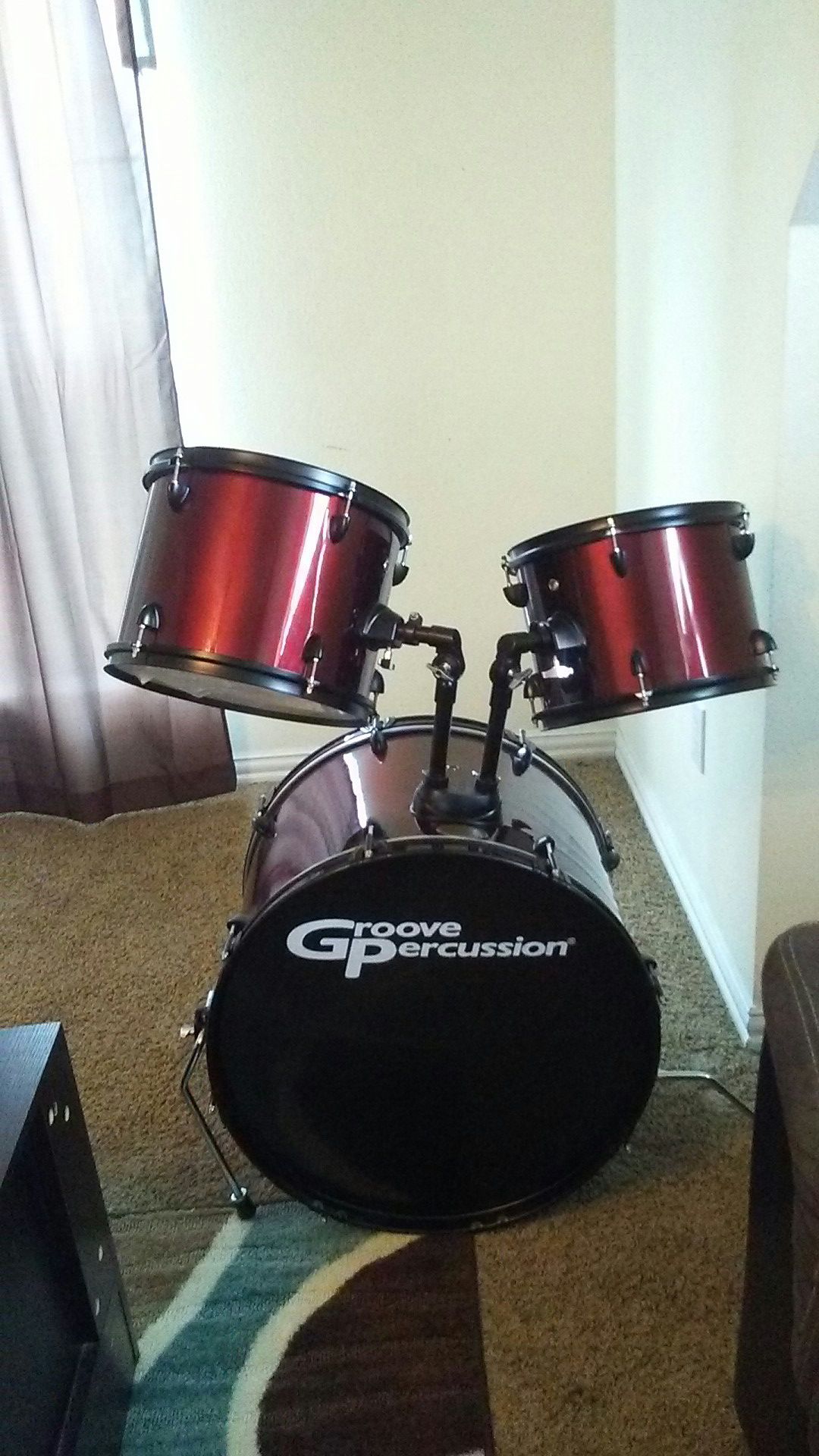 Groove Percussion drum set