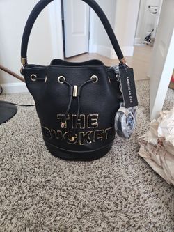 American Bee The Bucket Bag Black
