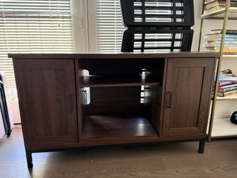 Tv stand