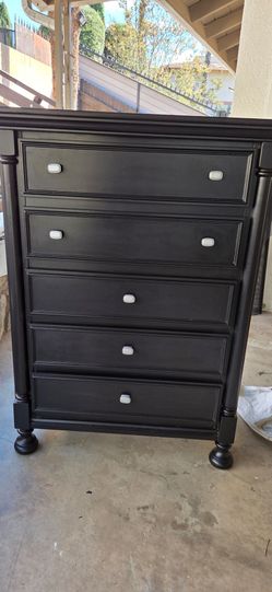 Black Dresser