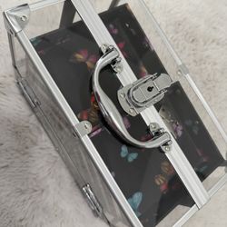 Cosmetic organizer case