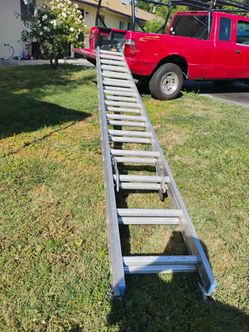 28 ft aluminum extension ladder