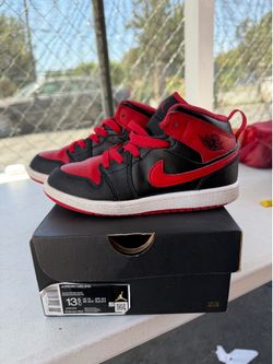 Jordan 1 Mid