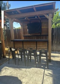 Cedar Springs Outdoor Bar