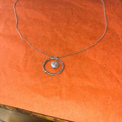 Nice solid 925 Sterling Silver chain and pendant.