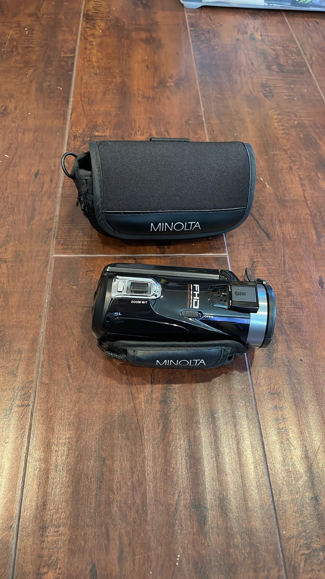 Minolta MN200NV Camcorder Used-Like New