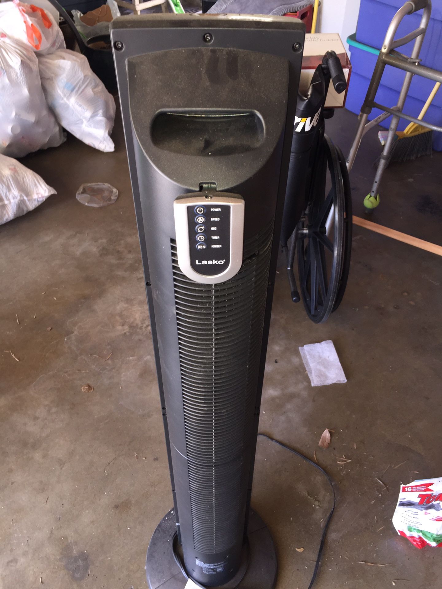 LASKO 48″ Max Air Tower Fan with Fresh Air Ionizer Model T48301 for Sale in  Artesia, CA - OfferUp