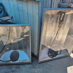 Solis Tek Hydroponic lighting System