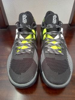 New Nike Kyrie Irving size 8 Men's $60
