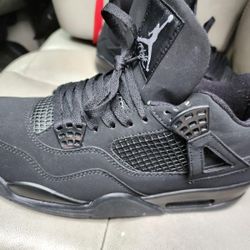 Black Cat 4s