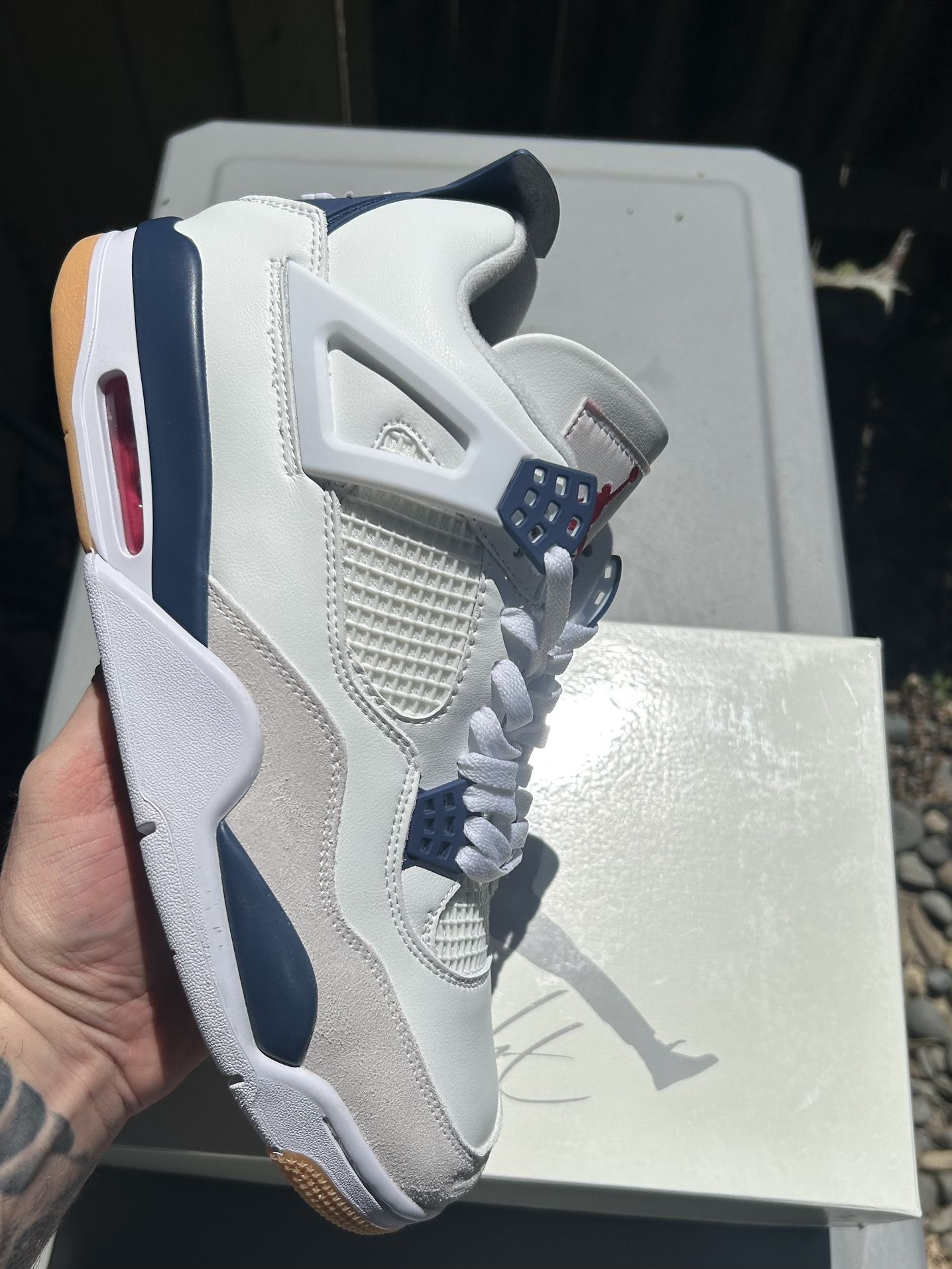 Jordan 4 SB Navy