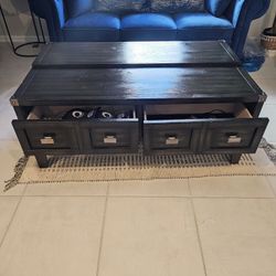 Coffee Table With 2 End Tables