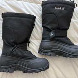 Men’s Black Snow Boots Size 10