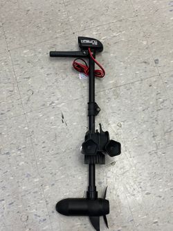 Boat 🚣‍♀️ motor $110 come see me