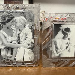 Beautiful Glass Picture Frame Set (2 Frames)