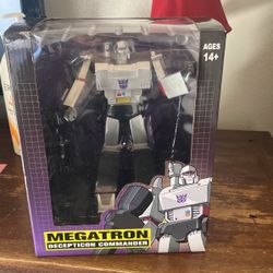 Megatron Decepticon Commander