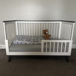 Baby Crib 