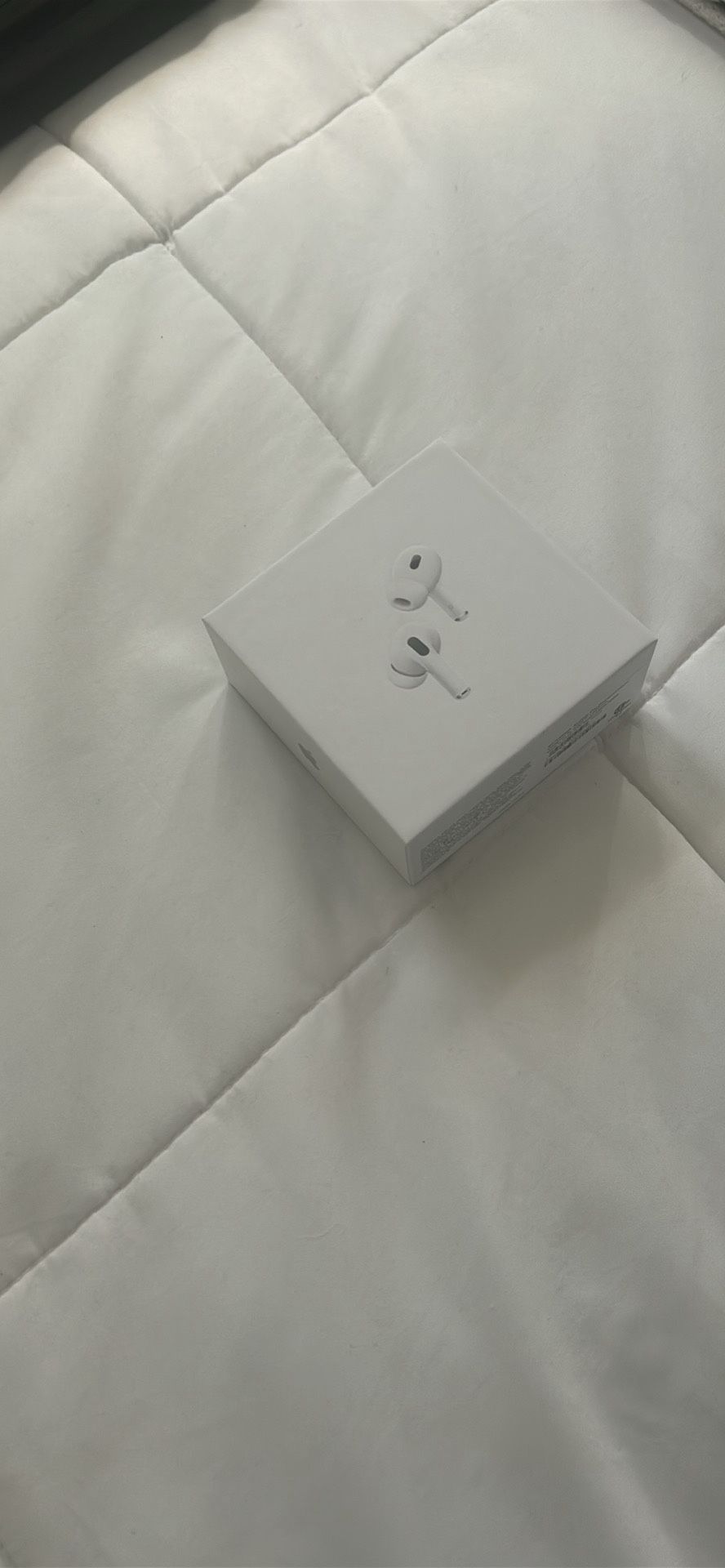 AirPods 2nd Generation USB C
