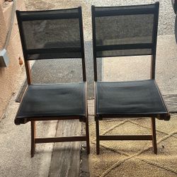 2 Tensen Folding Patio Chairs