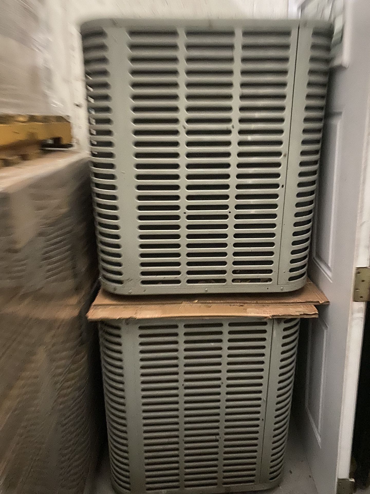 5 Ton Used Units Only Used Like 1 Year Only In A Warehouse