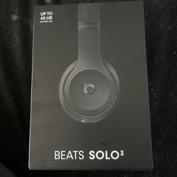 Beats by Dre headphones brand new 