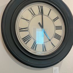 Very large wall clock
