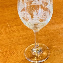 Libby Arbys Etched Christmas Winter Scene Wine Glass Gold Rimmed