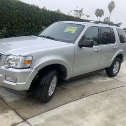 2010 Ford Explorer