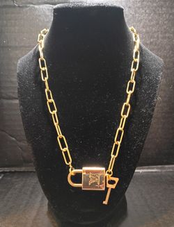 Chic Exclusive Fashion Necklace 