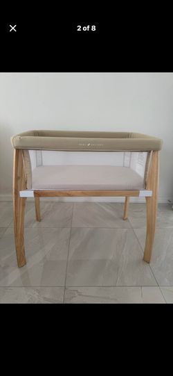 Baby Delight Heirloom Wooden Bassinet