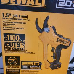 Dewalt 20v Max Steel Cordless Pruner. 