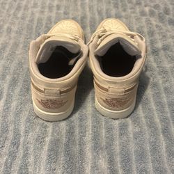 Shoes , Air Jordan Size 8 Men