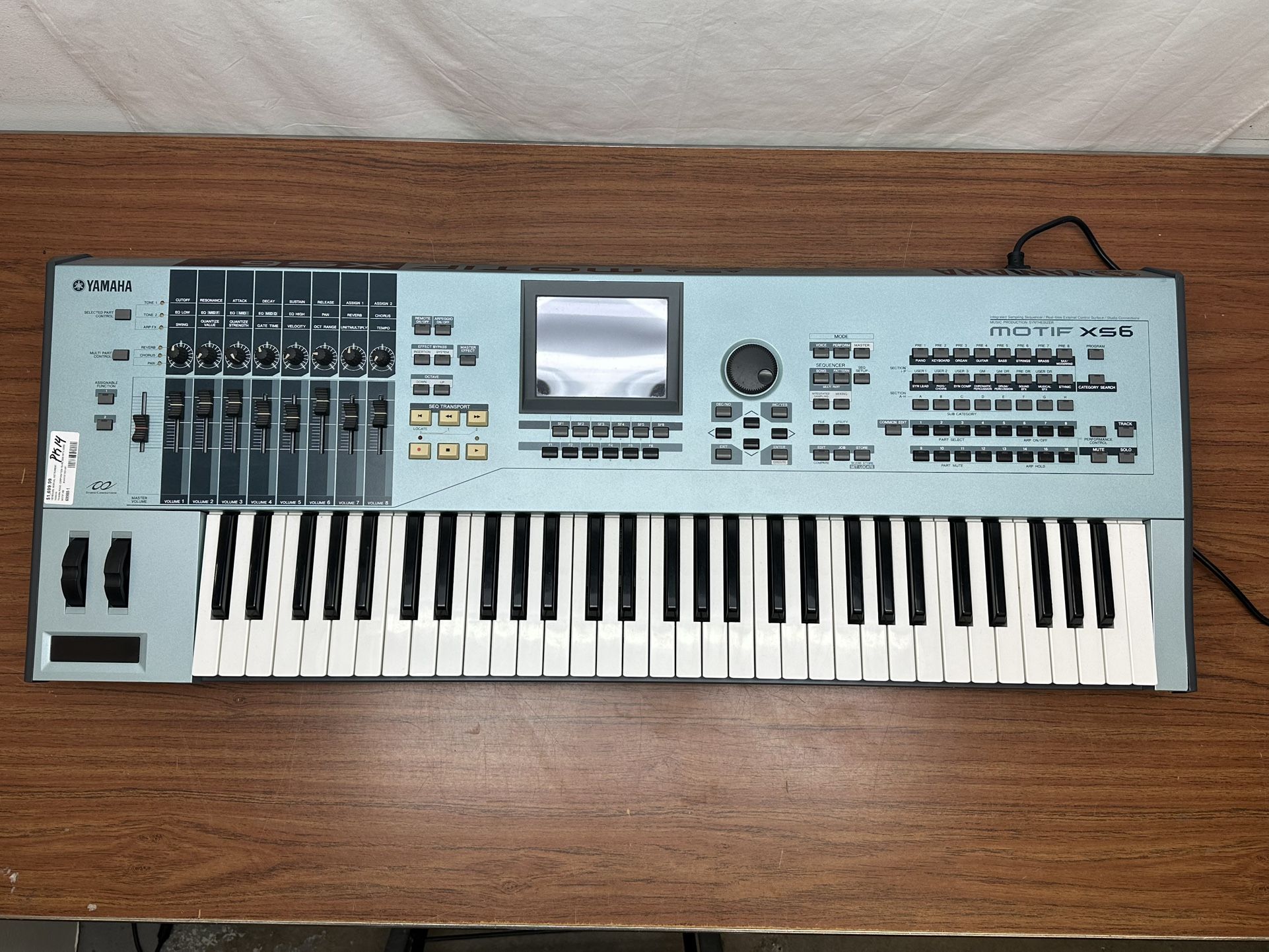 Yamaha Motif XS6 Keyboard Workstation EXCELLENT CONDITION