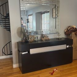 Dining Furniture With Mirror 