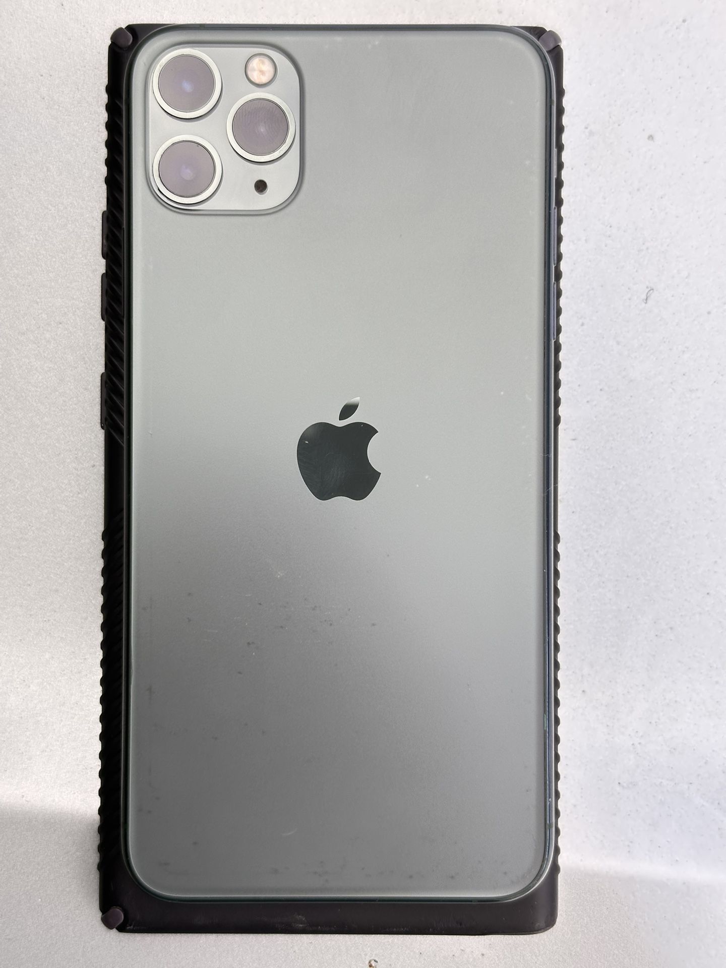 iPhone 11 Pro Max 64GB Midnight Green Locked Carrier