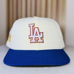 Locker room Downey  Size 7 1/4