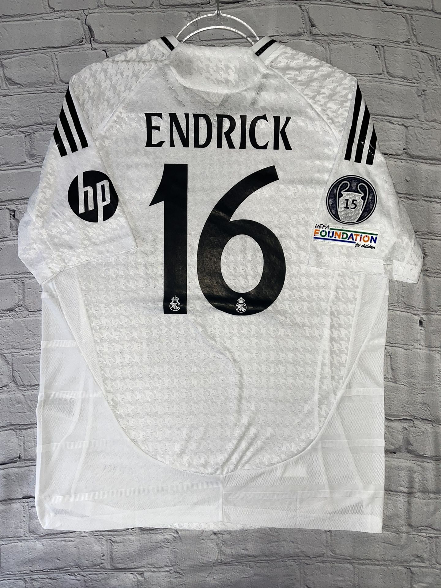 Endrick Jersey #16 Real Madrid 2024 Home Kit Size XXL