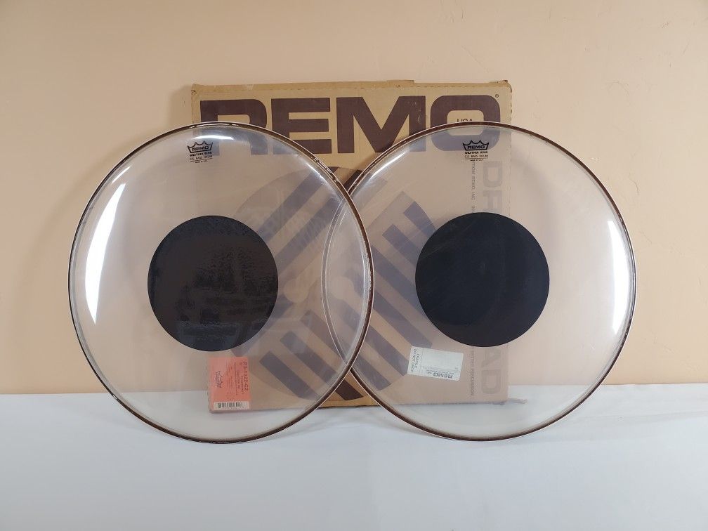 π₯π22" Remo Weather King, Black Dot Bass Drum Batter Heads. Unused. $25 Each.