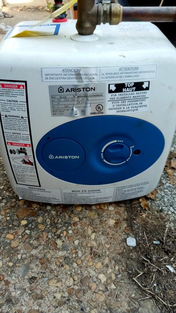 Small water heater