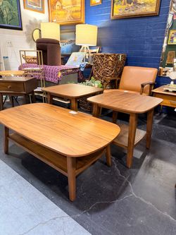✨ STUNNING 3-PIECE MID-CENTURY MODERN TABLE SET – ONLY $399! ✨
