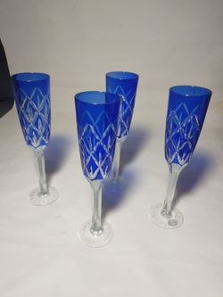 Set of four Sorelle diamond cut glasses
