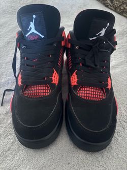 Jordan 4 red thunders
