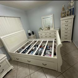 White Bedroom Set w/ Trundle, Chest, Desk and Hutch 