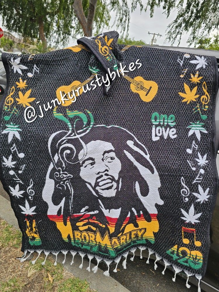 Bob Marley Poncho Gaban Thick Like A Blanket With Hoodie