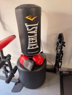Everlast PowerCore Freestanding Heavy Bag with Boxing Gloves – Like New