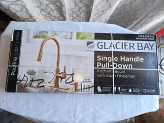 Glacier Bay Single Handle Pull Down Kitchen with Soap Dispenser Faucet Brand New (Price Is Firm)