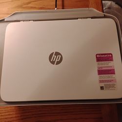 HP Deskjet 2752 E 