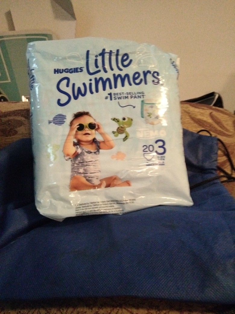 Huggies Little Swimmers Swim Pants Size 3